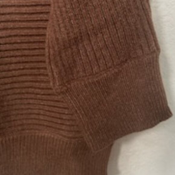 NWT Relaxed Fit Babysoft Fall Pullover Sweater - Picture 10 of 11